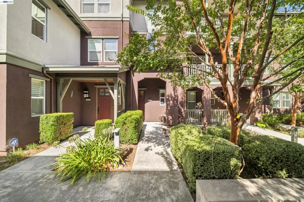 479 Diller St Alameda, CA 94501