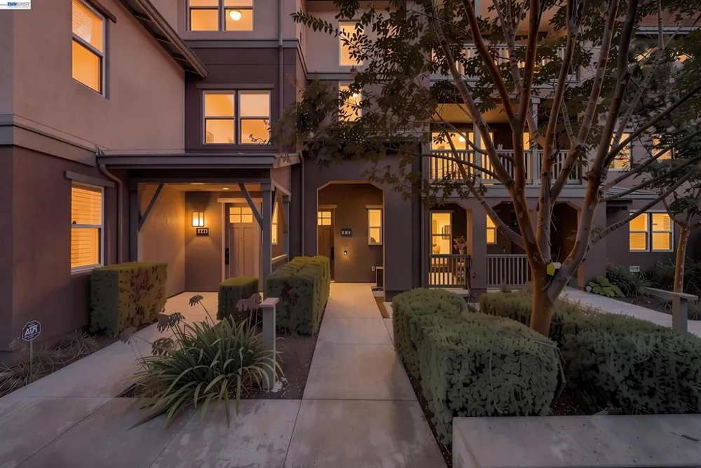 479 Diller St Alameda, CA 94501