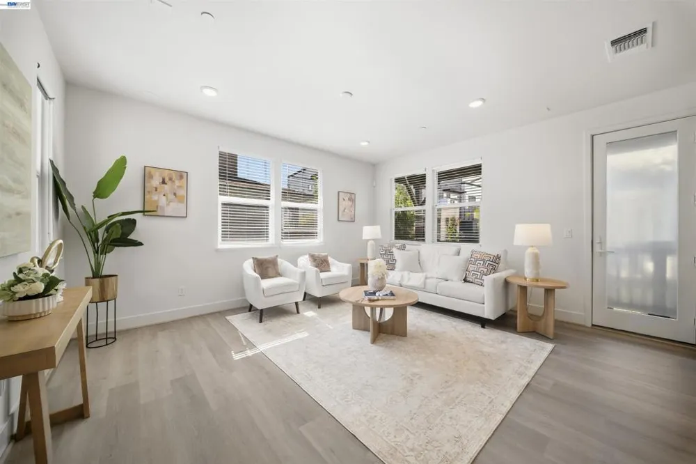 479 Diller St Alameda, CA 94501