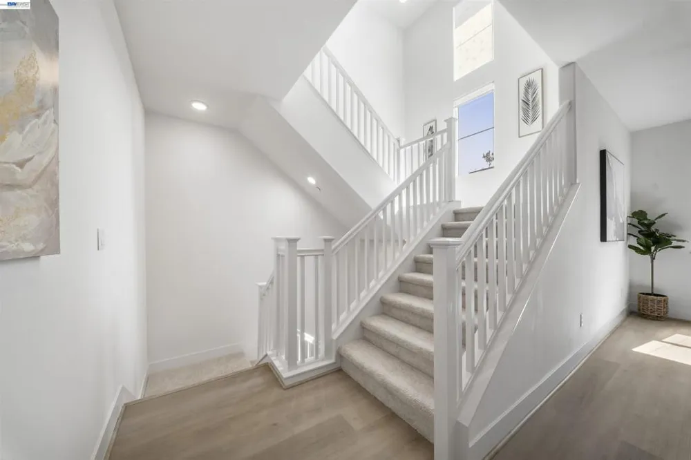 479 Diller St Alameda, CA 94501