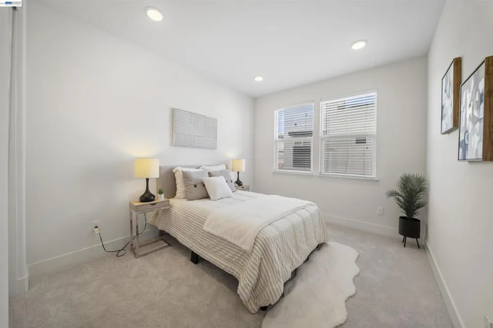 479 Diller St Alameda, CA 94501