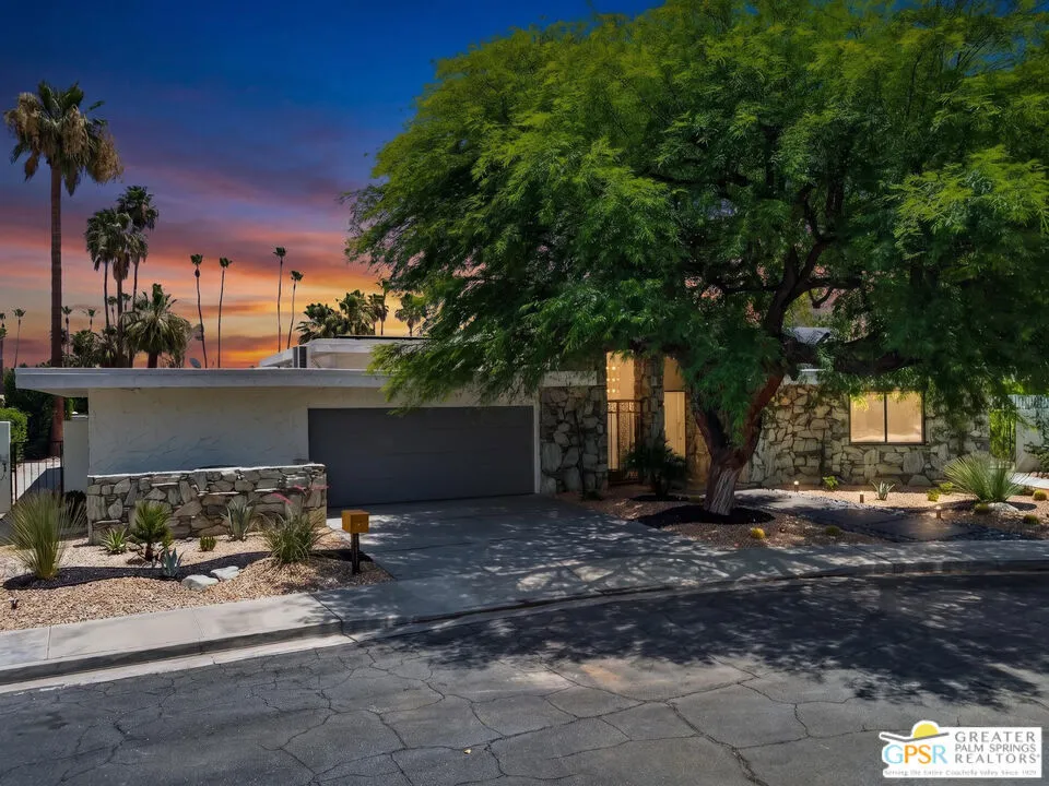 2078 S Chico Drive Palm Springs, CA 92264