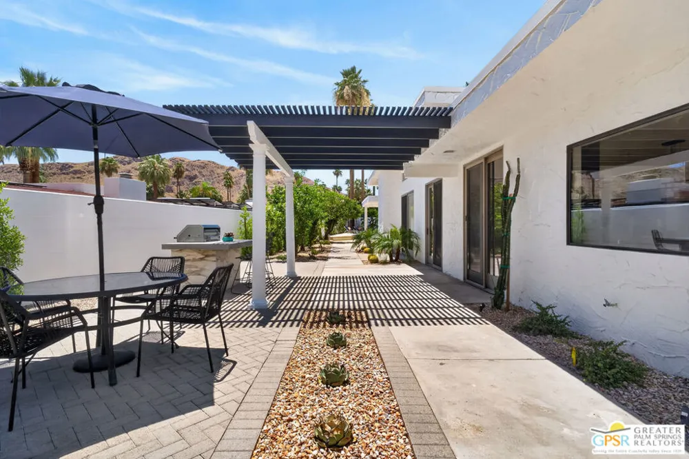 2078 S Chico Drive Palm Springs, CA 92264