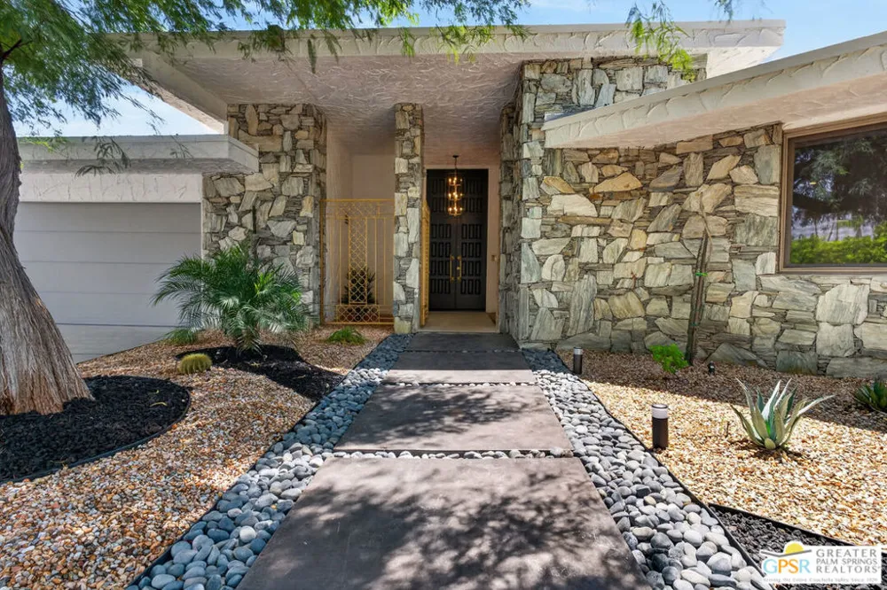 2078 S Chico Drive Palm Springs, CA 92264