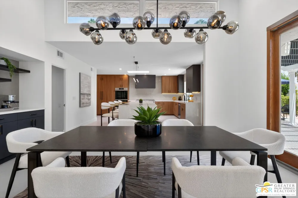 2078 S Chico Drive Palm Springs, CA 92264