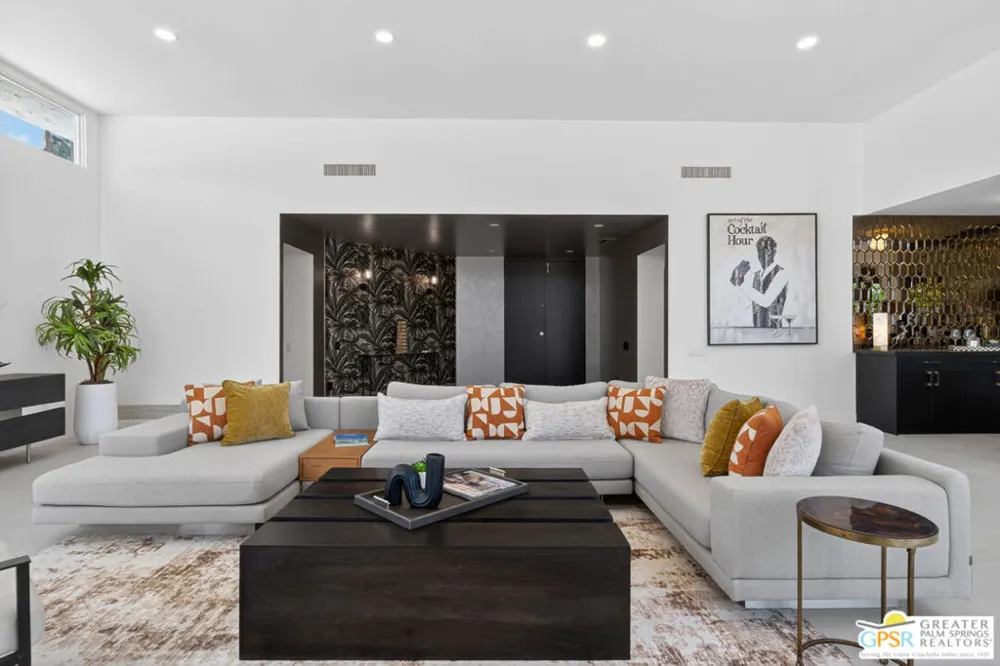 2078 S Chico Drive Palm Springs, CA 92264
