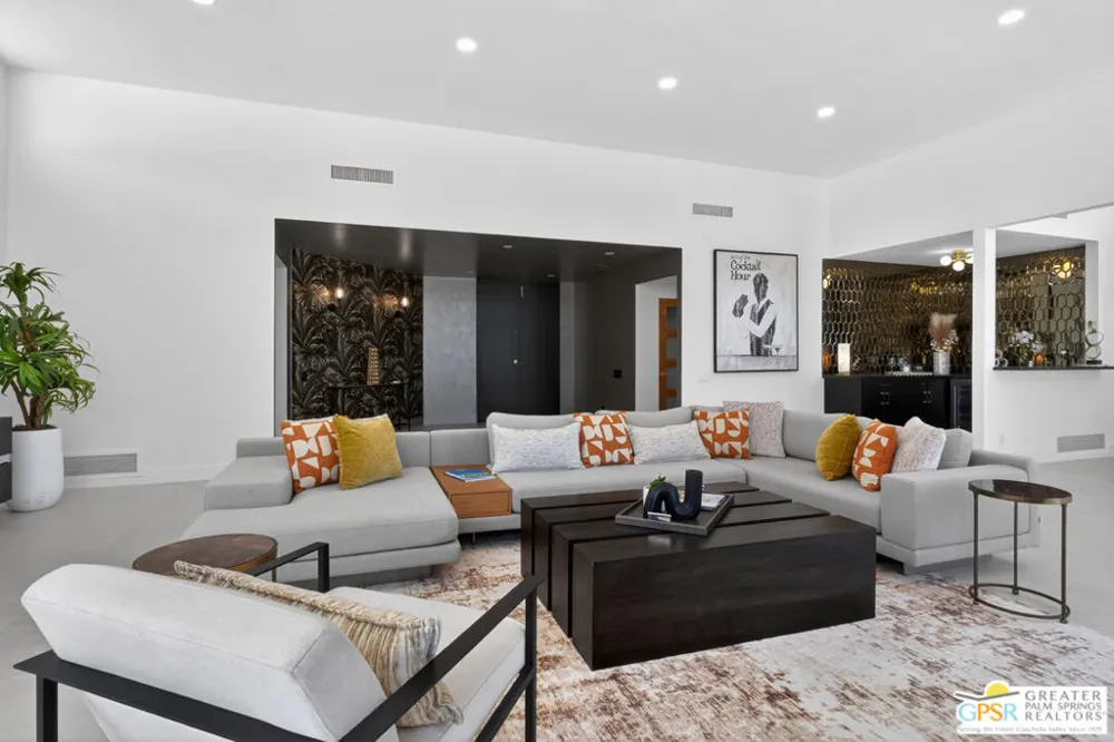 2078 S Chico Drive Palm Springs, CA 92264