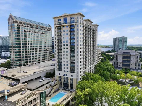 3040 Peachtree RD NW