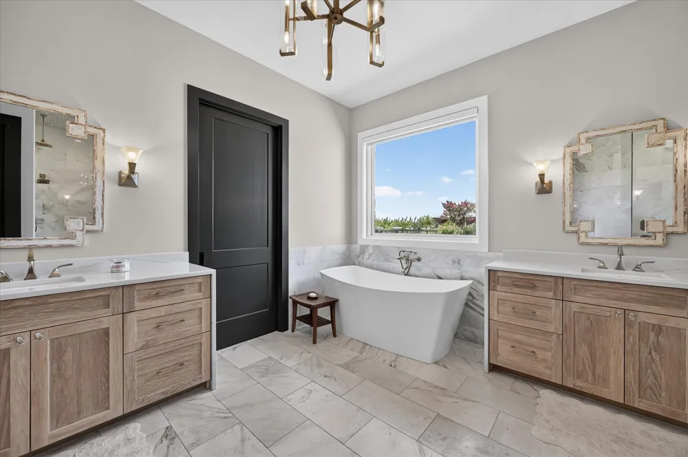 7490 County Road 423 Grandview, TX 76050