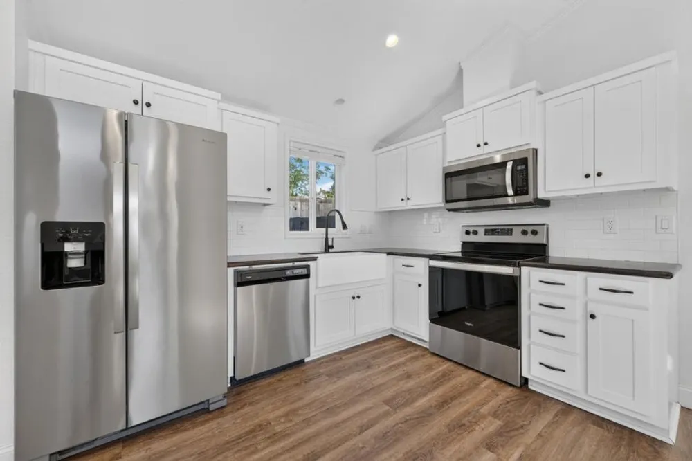 17445 Pleasant View Avenue Monte Sereno, CA 95030