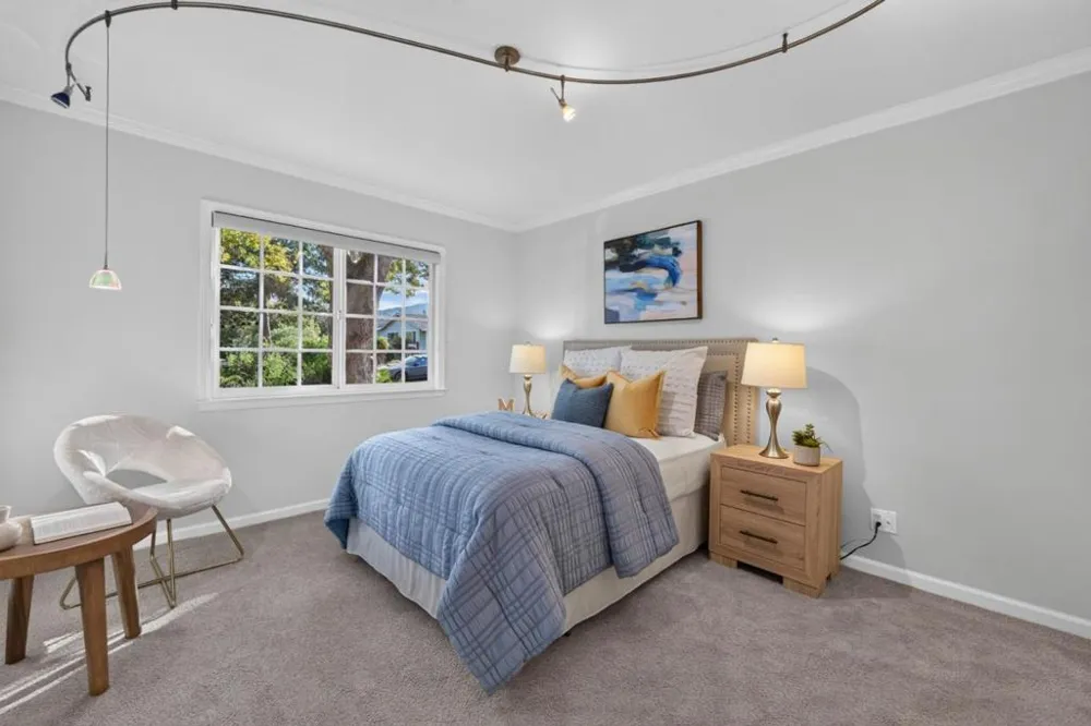 17445 Pleasant View Avenue Monte Sereno, CA 95030