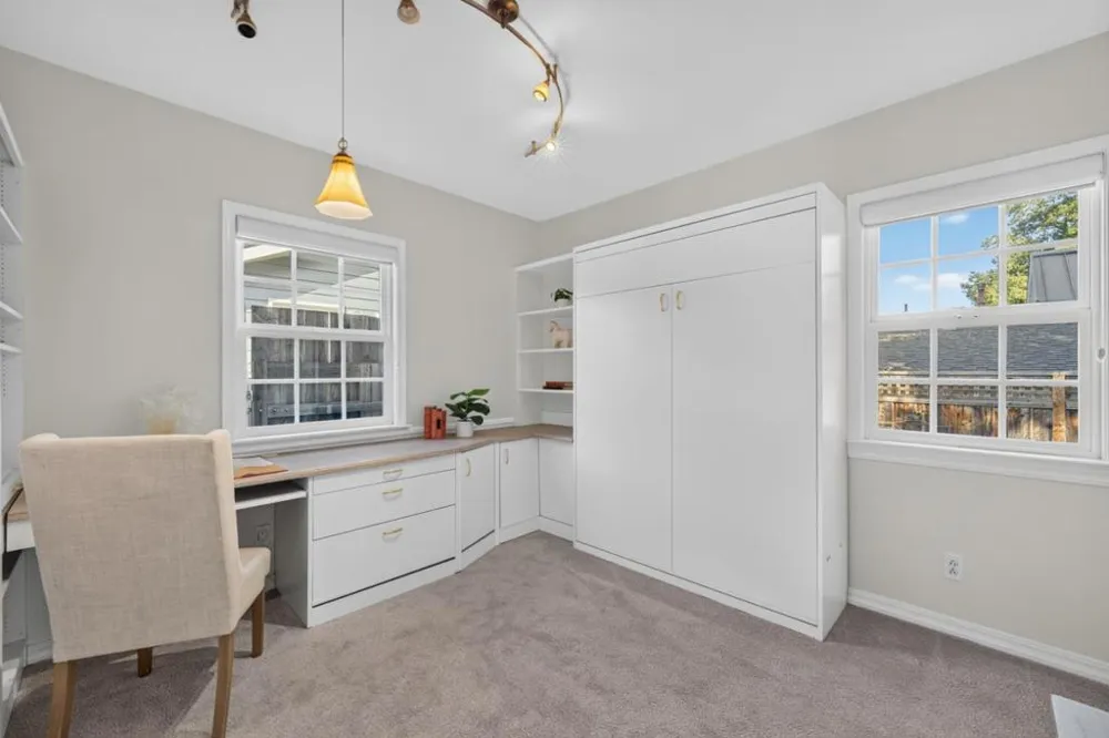 17445 Pleasant View Avenue Monte Sereno, CA 95030