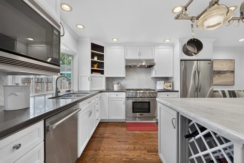 17445 Pleasant View Avenue Monte Sereno, CA 95030