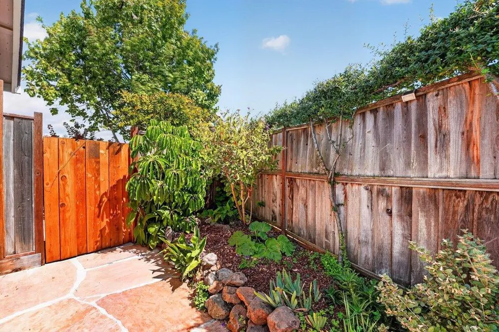 722 Heather Court Watsonville, CA 95076