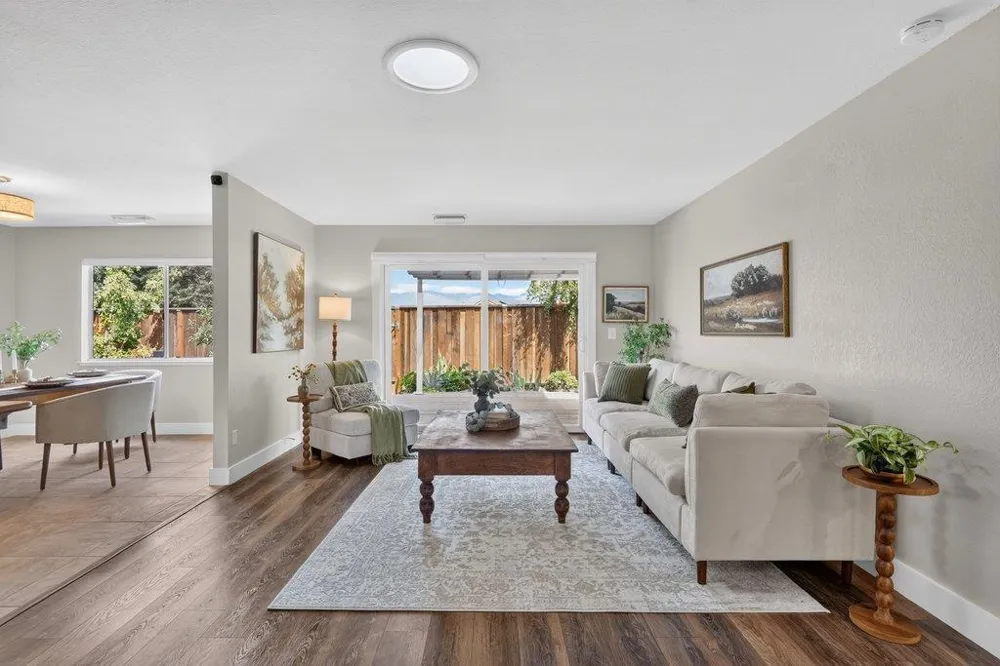 722 Heather Court Watsonville, CA 95076