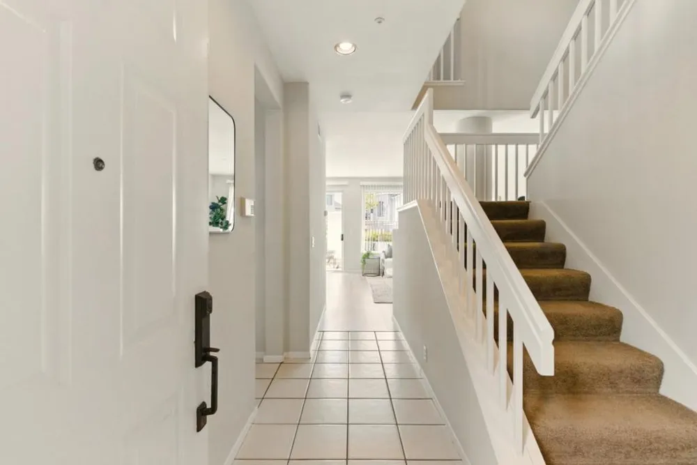 583 Shoal Circle Redwood City, CA 94065