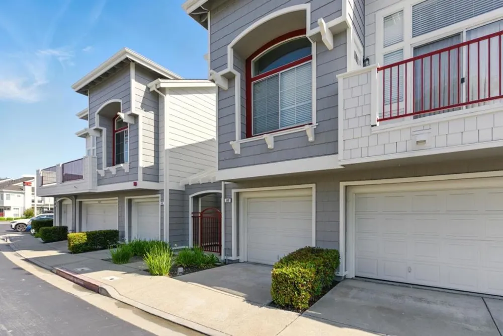 583 Shoal Circle Redwood City, CA 94065