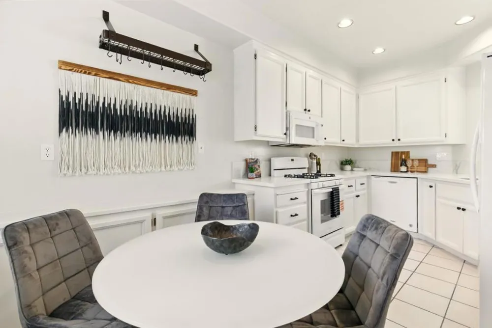 583 Shoal Circle Redwood City, CA 94065