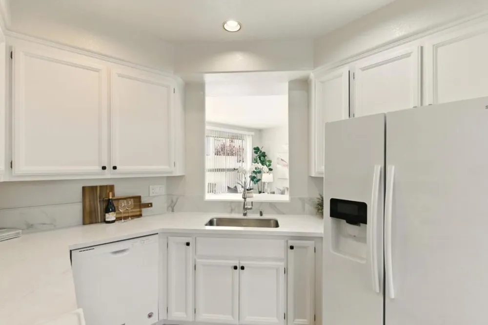 583 Shoal Circle Redwood City, CA 94065