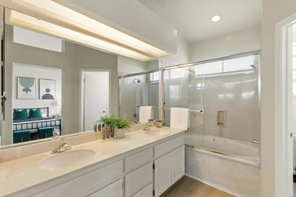 583 Shoal Circle Redwood City, CA 94065