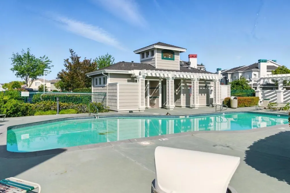 583 Shoal Circle Redwood City, CA 94065