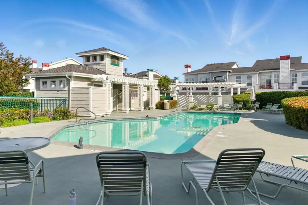 583 Shoal Circle Redwood City, CA 94065