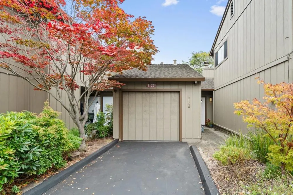 6122 Sheraton Place Aptos, CA 95003