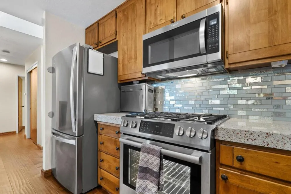 6122 Sheraton Place Aptos, CA 95003