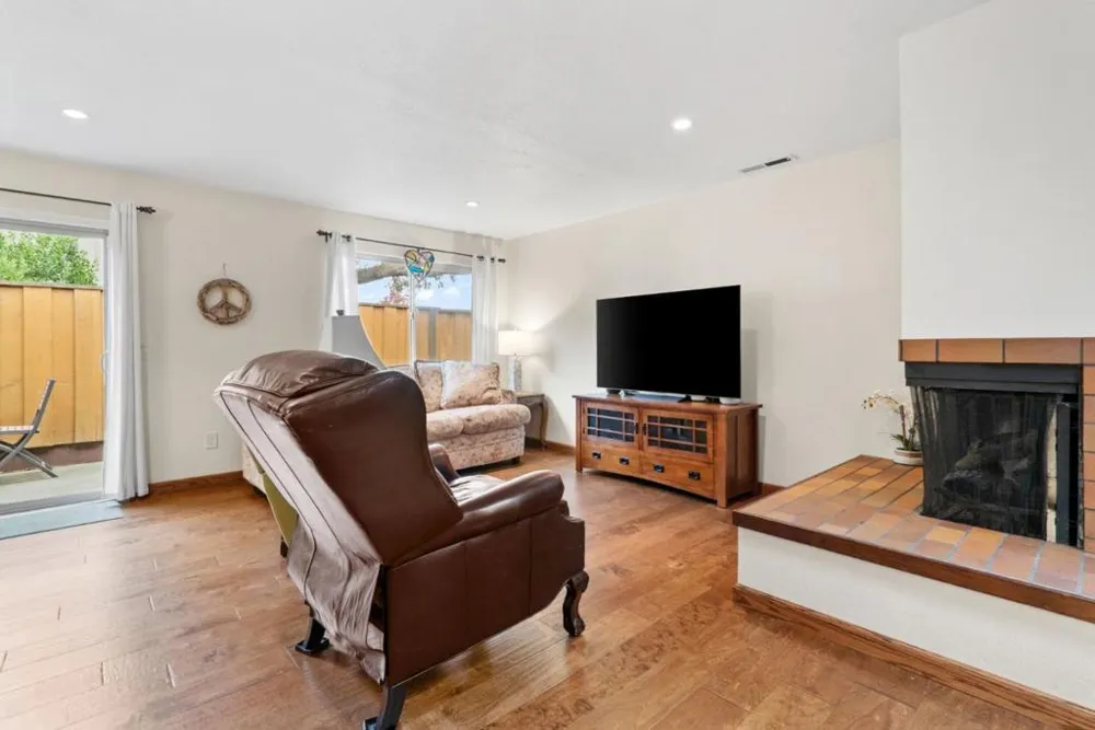 6122 Sheraton Place Aptos, CA 95003