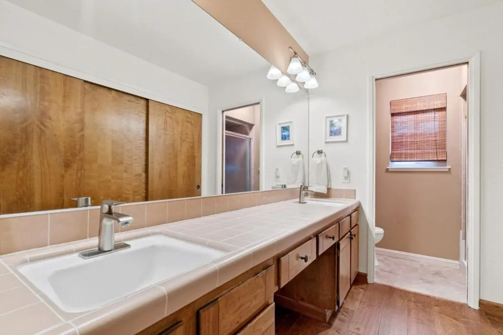 6122 Sheraton Place Aptos, CA 95003