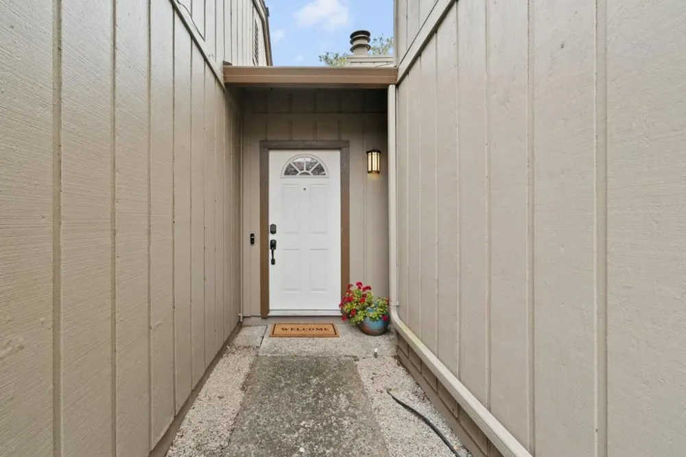 6122 Sheraton Place Aptos, CA 95003