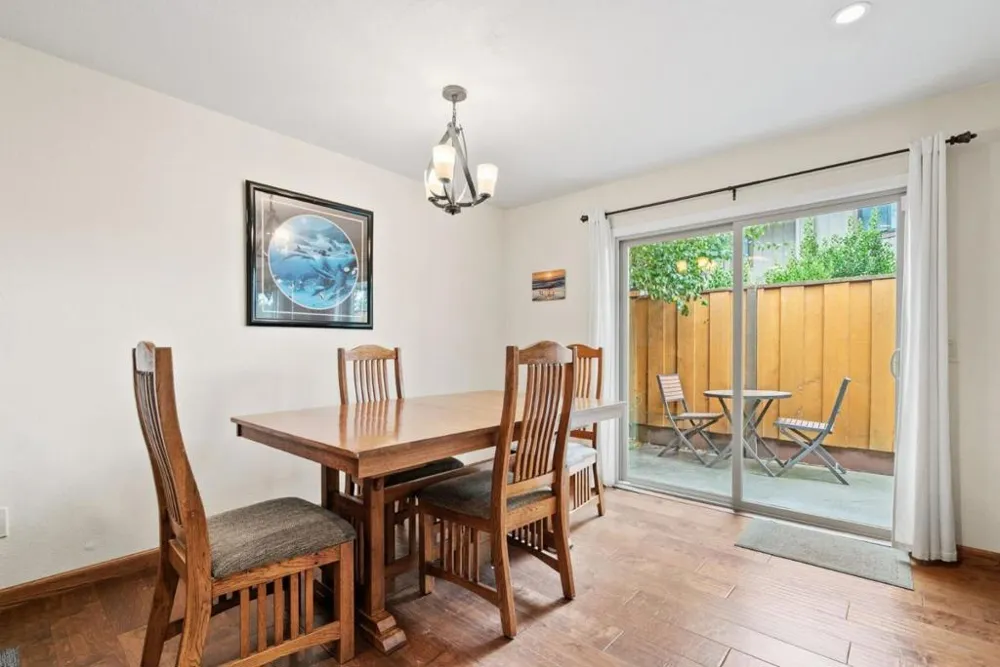 6122 Sheraton Place Aptos, CA 95003