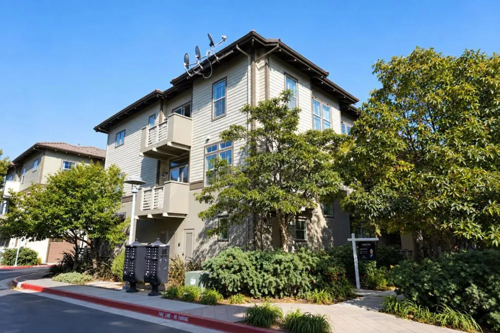 2823 Olivares Lane San Mateo, CA 94403