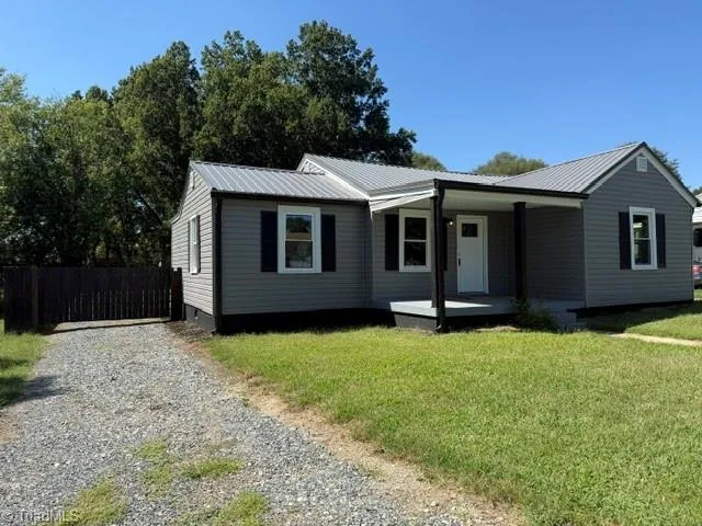1009 Poplar Street Reidsville, NC 27320