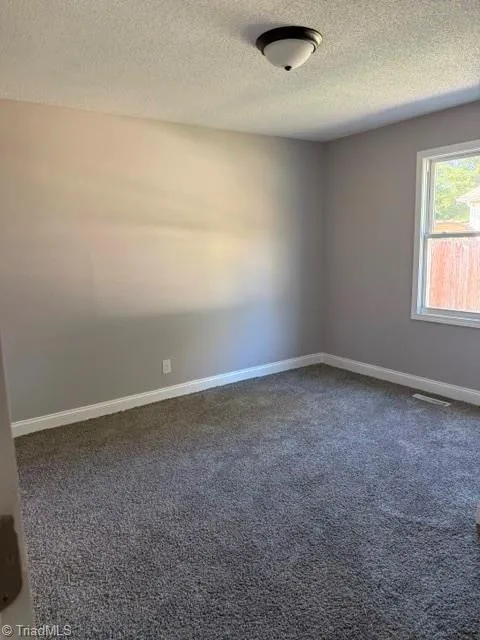 1009 Poplar Street Reidsville, NC 27320