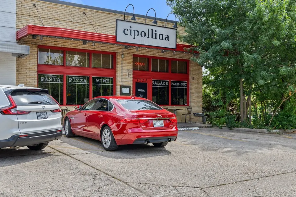 1210 Windsor Road #209 Austin, TX 78703