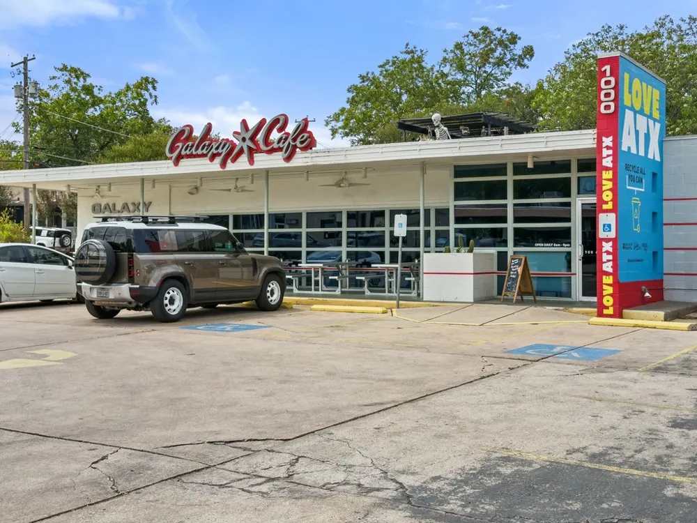 1210 Windsor Road #209 Austin, TX 78703