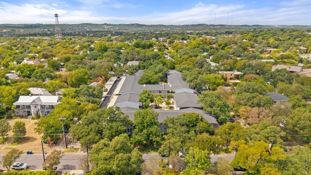 1210 Windsor Road #209 Austin, TX 78703