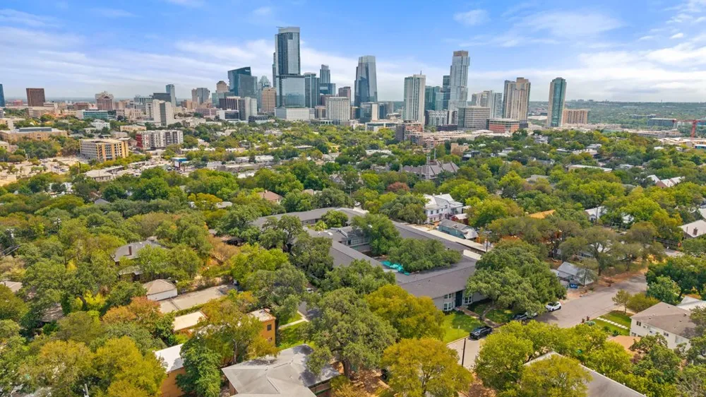 1210 Windsor Road #209 Austin, TX 78703