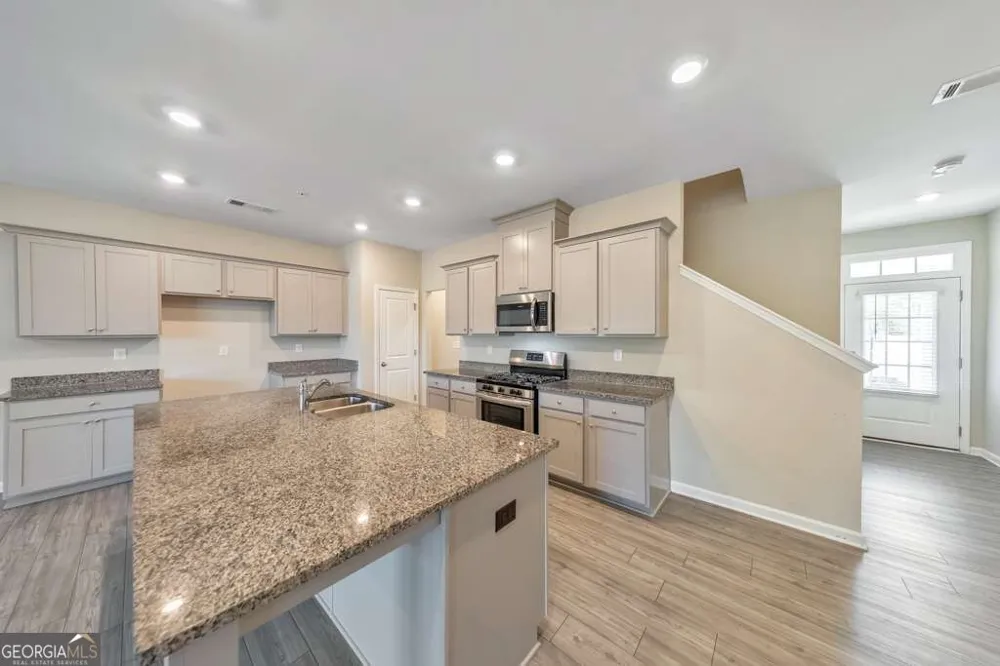 1005 Cherryfield RUN Marietta, GA 30008