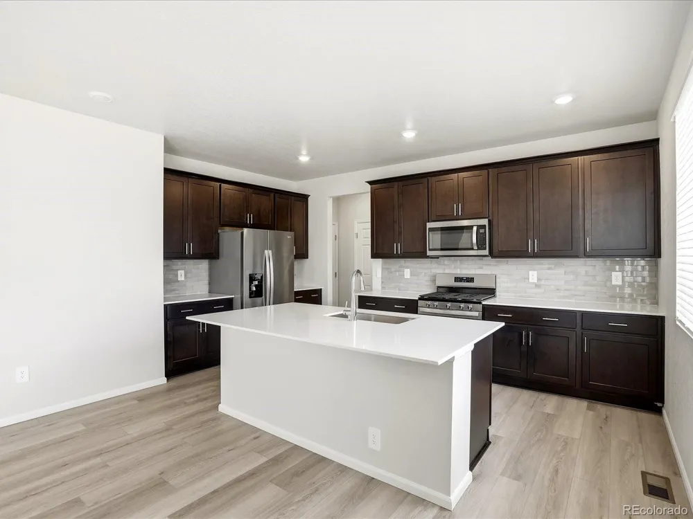1606 Nathan River Drive Windsor, CO 80550
