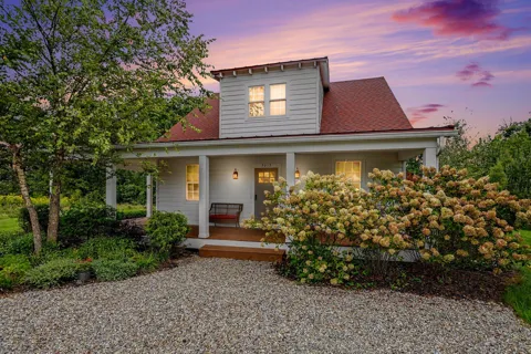 5615 Hidden Pond Lane