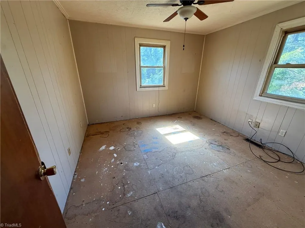 5170 NC Highway 700 Eden, NC 27288