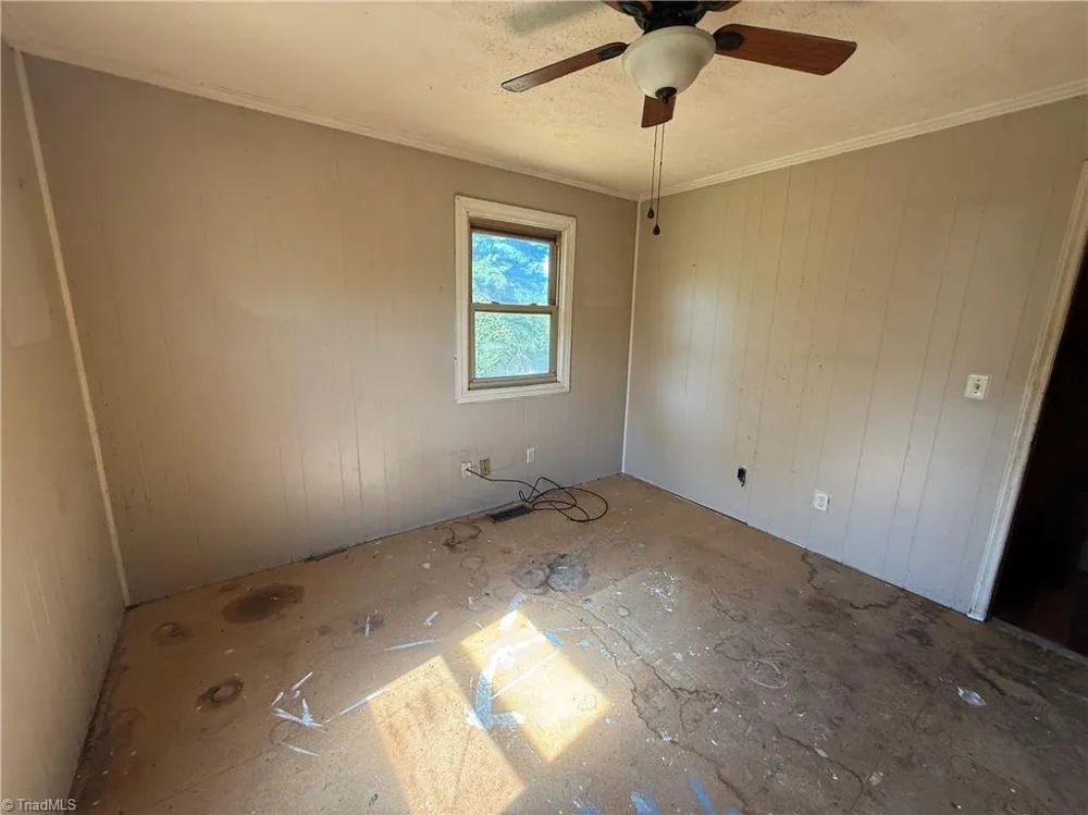 5170 NC Highway 700 Eden, NC 27288