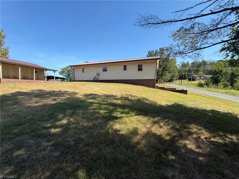 5170 NC Highway 700 Eden, NC 27288