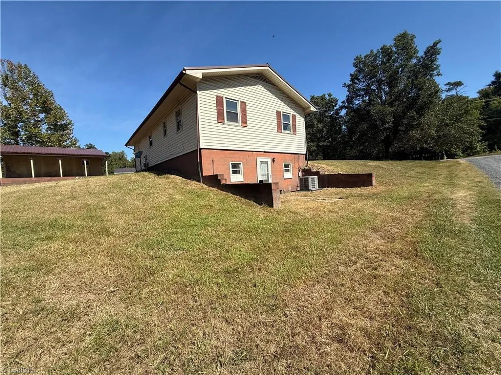 5170 NC Highway 700 Eden, NC 27288