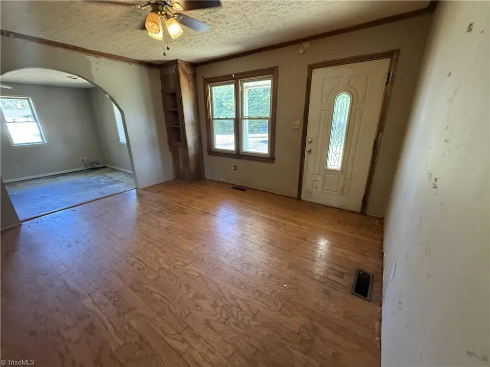 5170 NC Highway 700 Eden, NC 27288