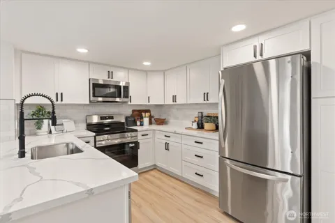 1035 156th Avenue NE #33