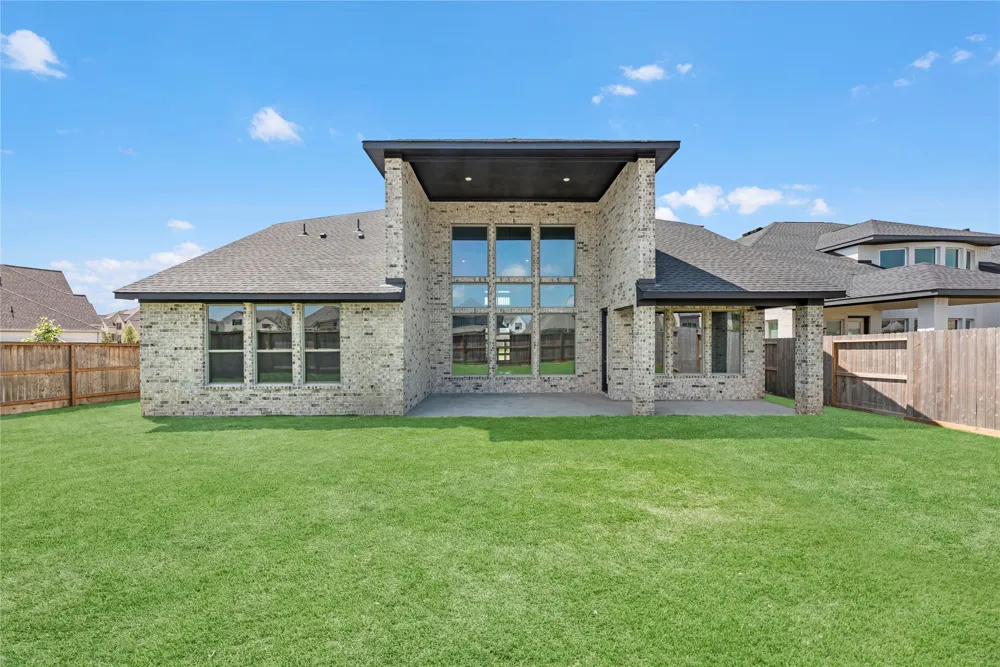 204 North River Way Liberty Hill, TX 78642