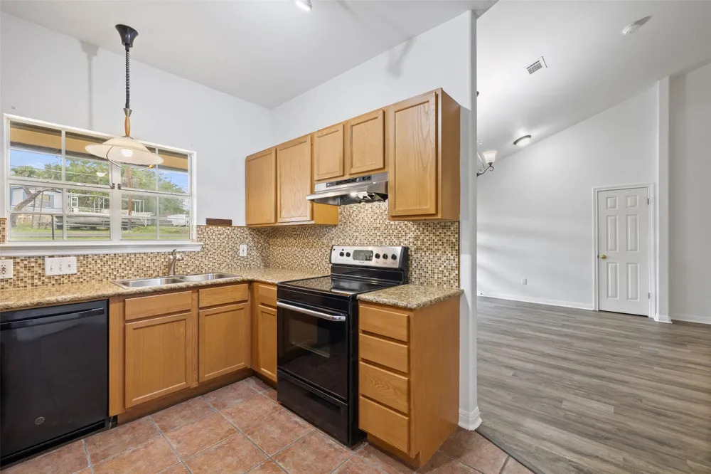 1301 S Quinlan Park Road Austin, TX 78732